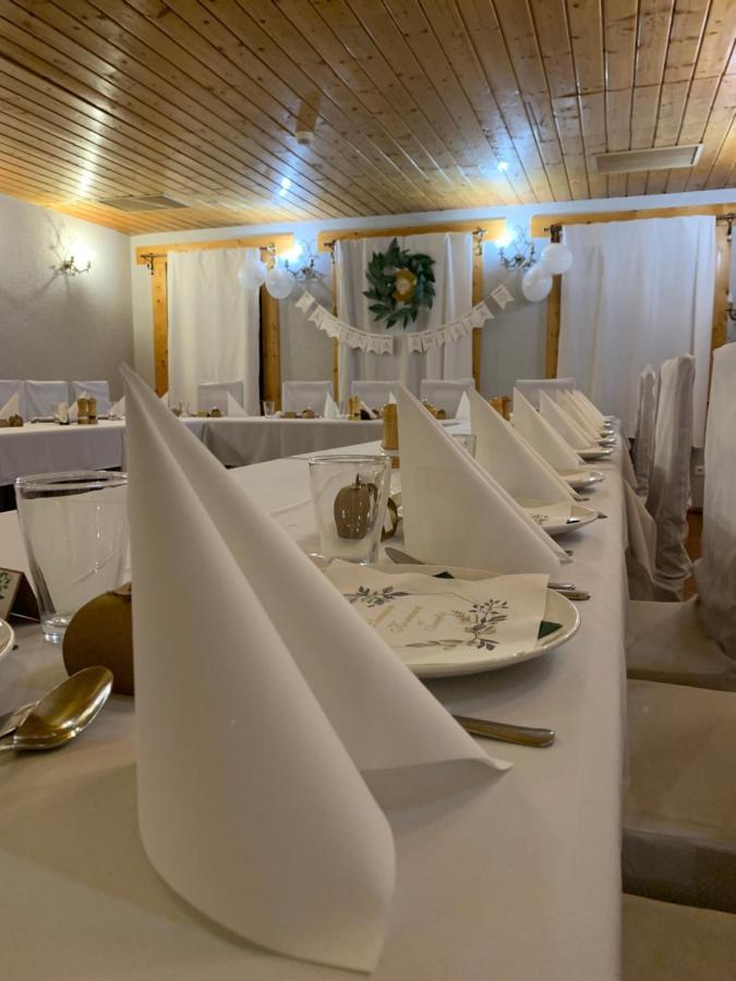 Hotel Tyrol I Restauracja Zycie Gruzji Osielsko Esterno foto